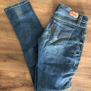 Levi’s 524 Jeans
